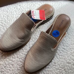 Indigo women’s Black and White Striped Loafers